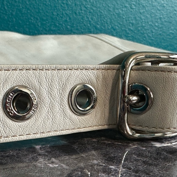 Coach Vintage Y2K SoHo Slim Duffle Legacy White Leather Shoulder Crossbody Bag - Picture 14 of 14